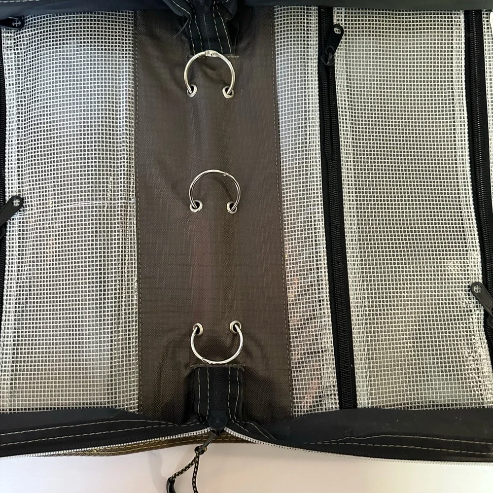 Browning Comp Series Shooting Bag, also a Browning Fishing Worm Binder. EUC